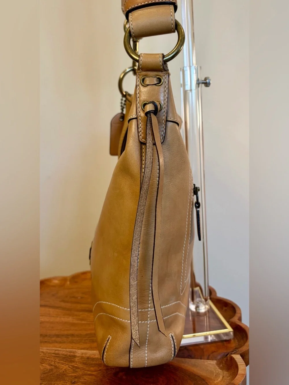 Vintage COACH Saddle Brown Chelsea Laced Shoulder Bag 10399